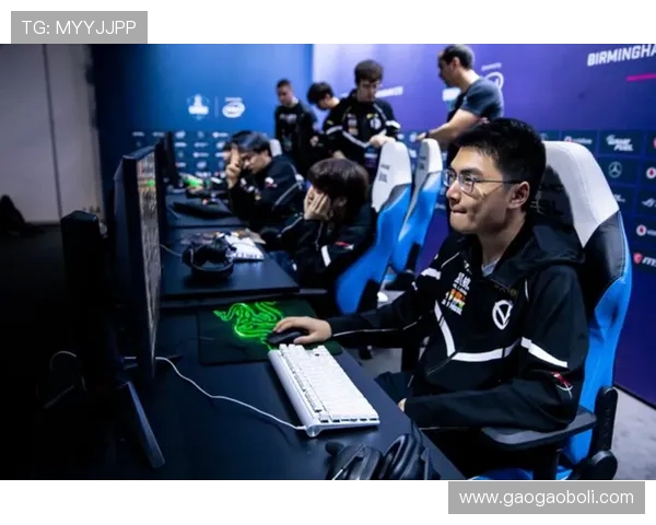DOTA2专题深度分析LNG战队的实力与战术布局探讨