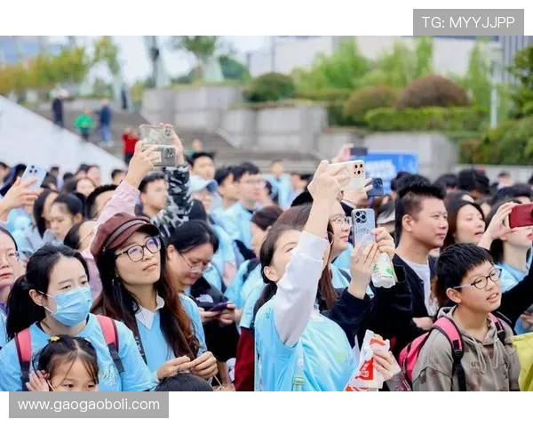 街舞盛宴：深入了解杭州街舞队的默契与协作之道